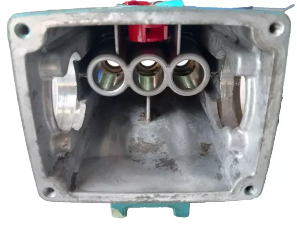 CAT PUMPS MODEL 271 3 FRAME PLUNGER PUMP - Image 4